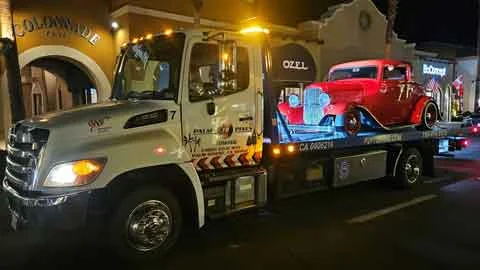 Palm Desert CA Tow Truck